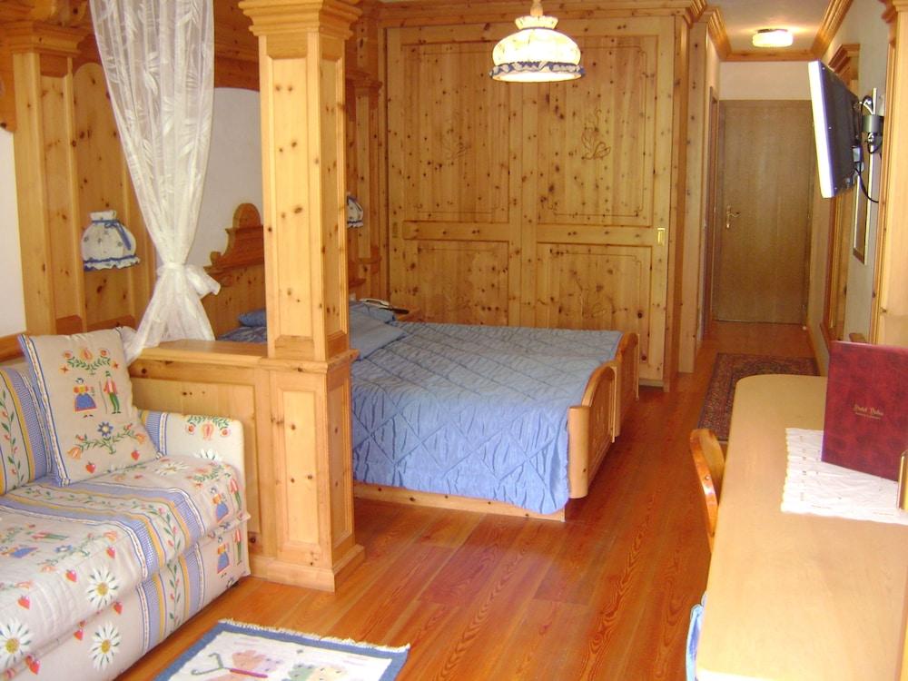 Hotel Dahu Мадона ди Кампильо Екстериор снимка