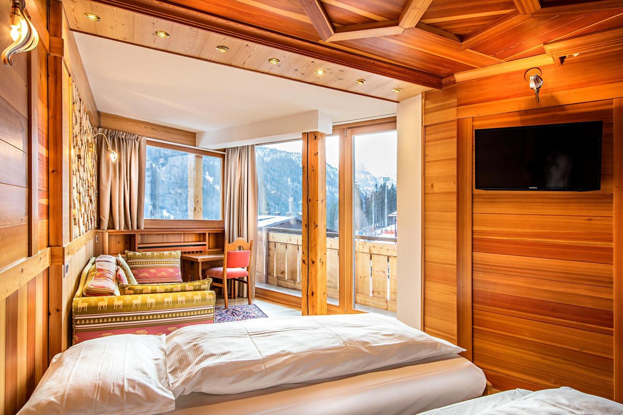 Hotel Dahu Мадона ди Кампильо Екстериор снимка