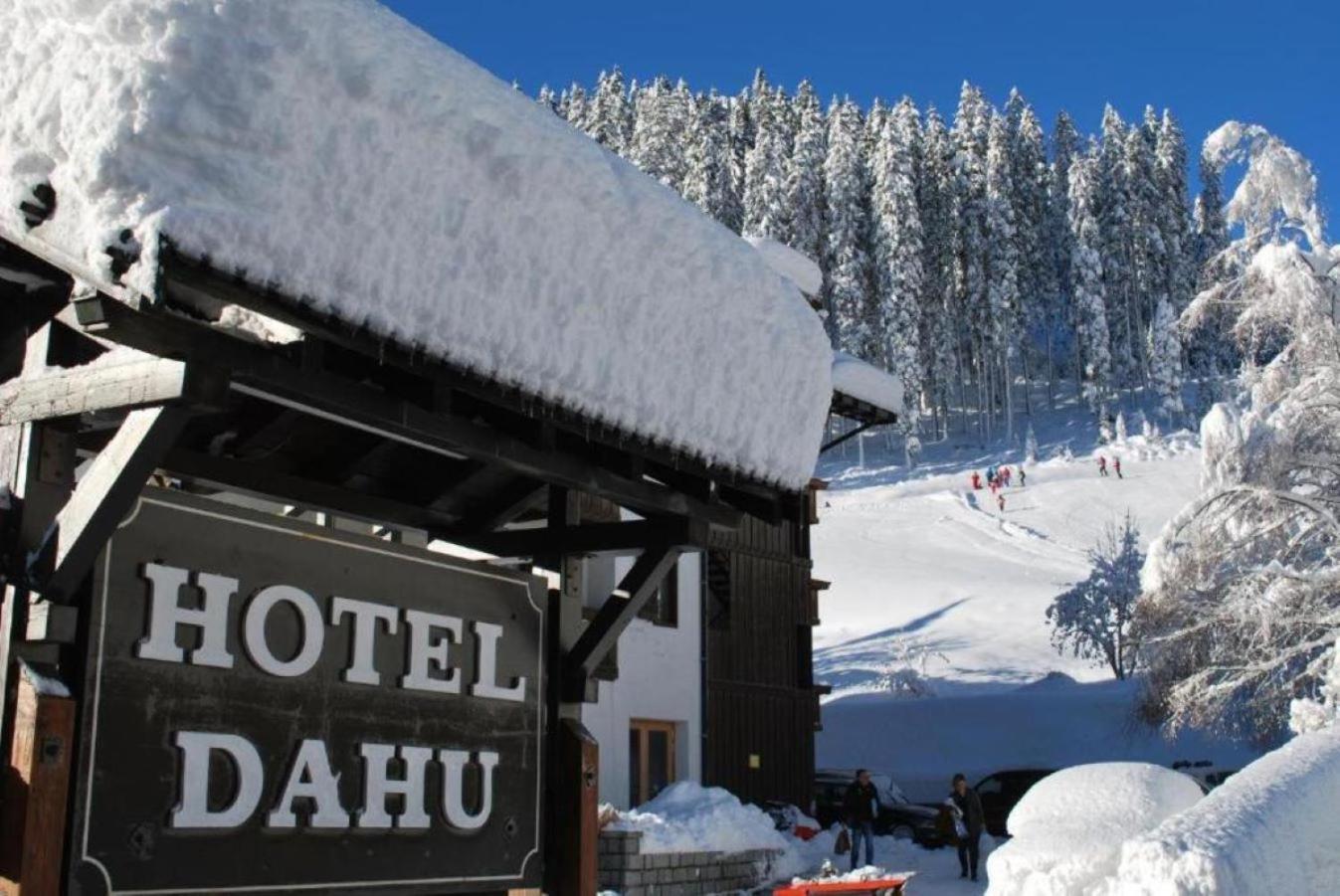Hotel Dahu Мадона ди Кампильо Екстериор снимка