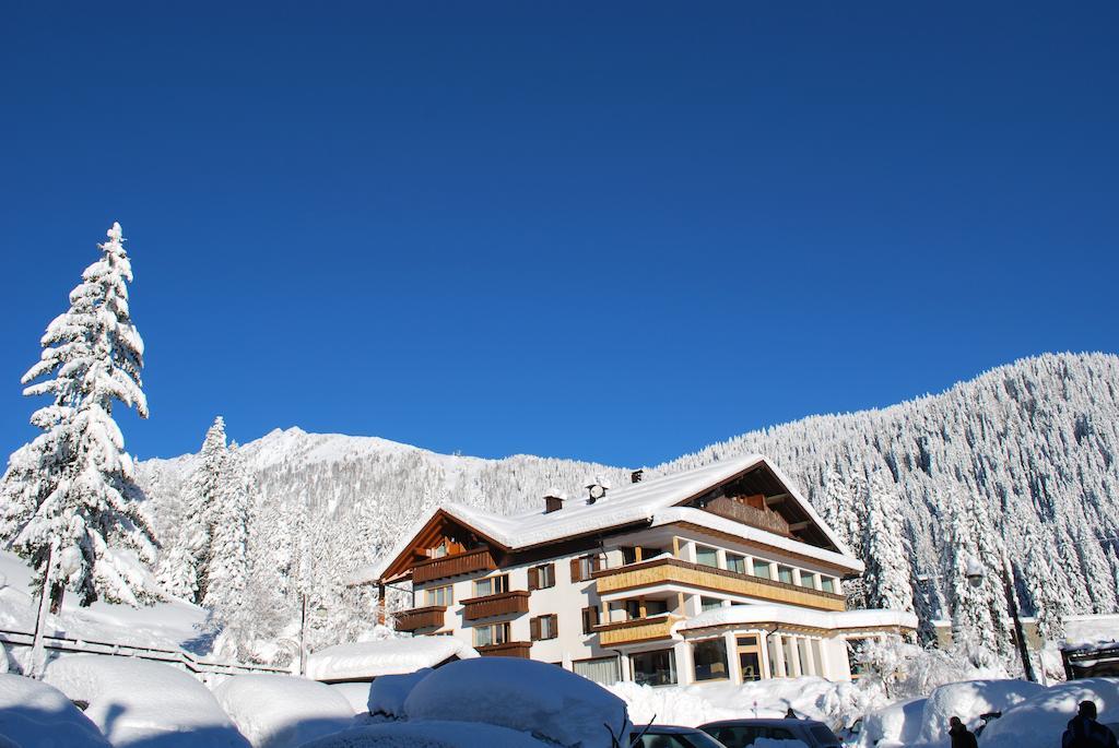 Hotel Dahu Мадона ди Кампильо Екстериор снимка